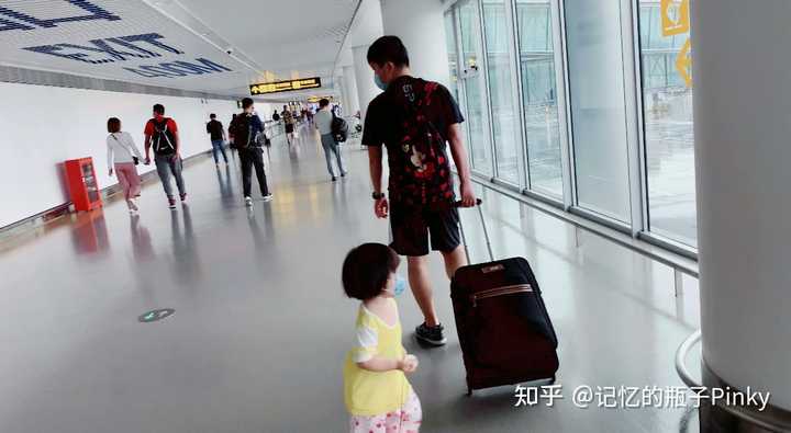 宝宝外出旅游必备哪些用品,带宝宝去旅行用品推荐