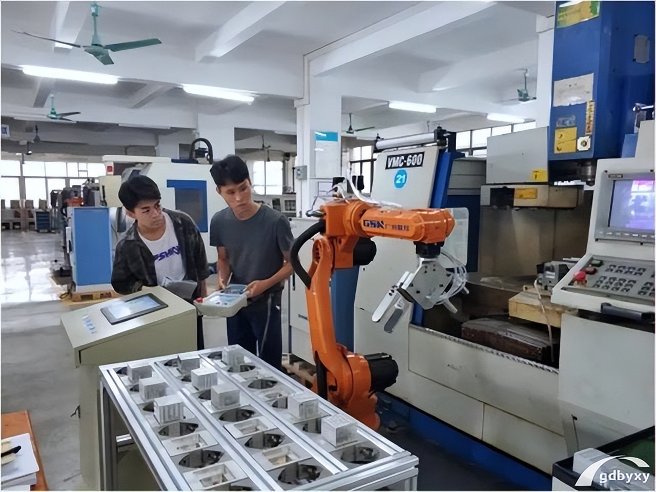 专业就业前景最好的十大热门专业,十大就业热门专业是什么类专业