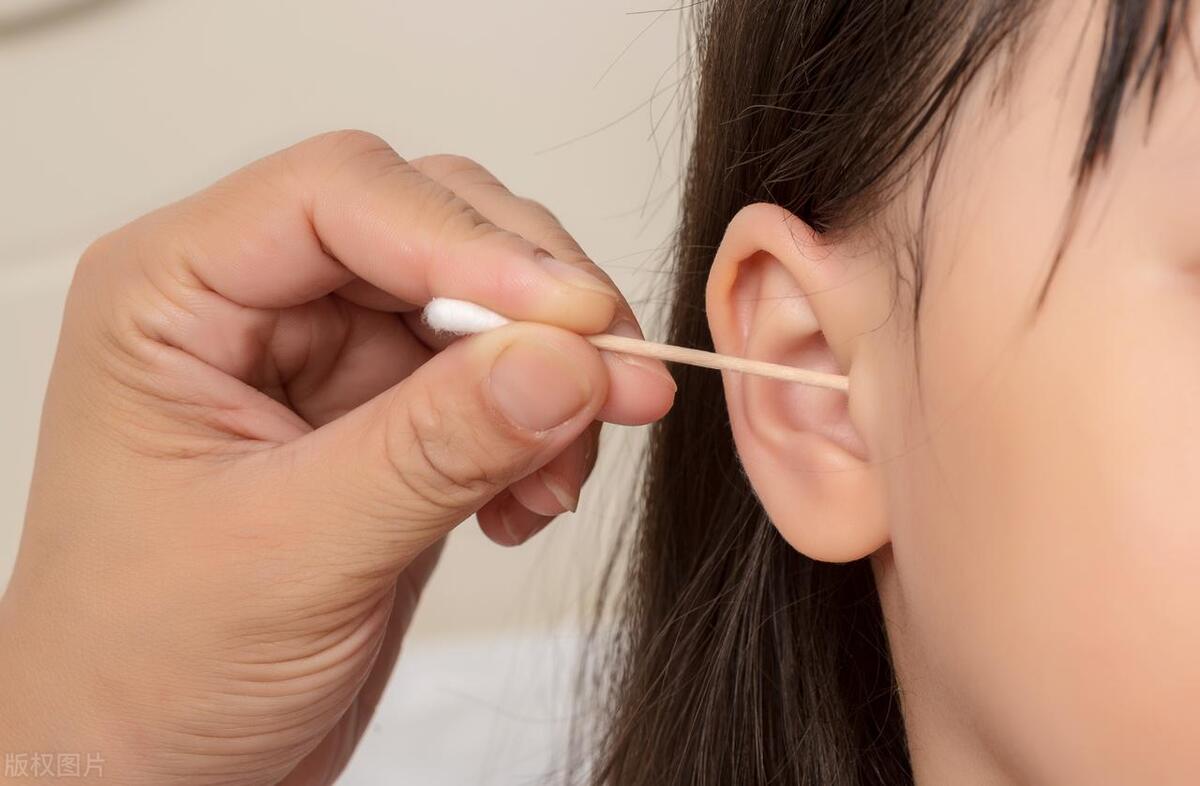 耳屎越掏越多是真的吗,耳朵耳屎越掏越多怎么回事