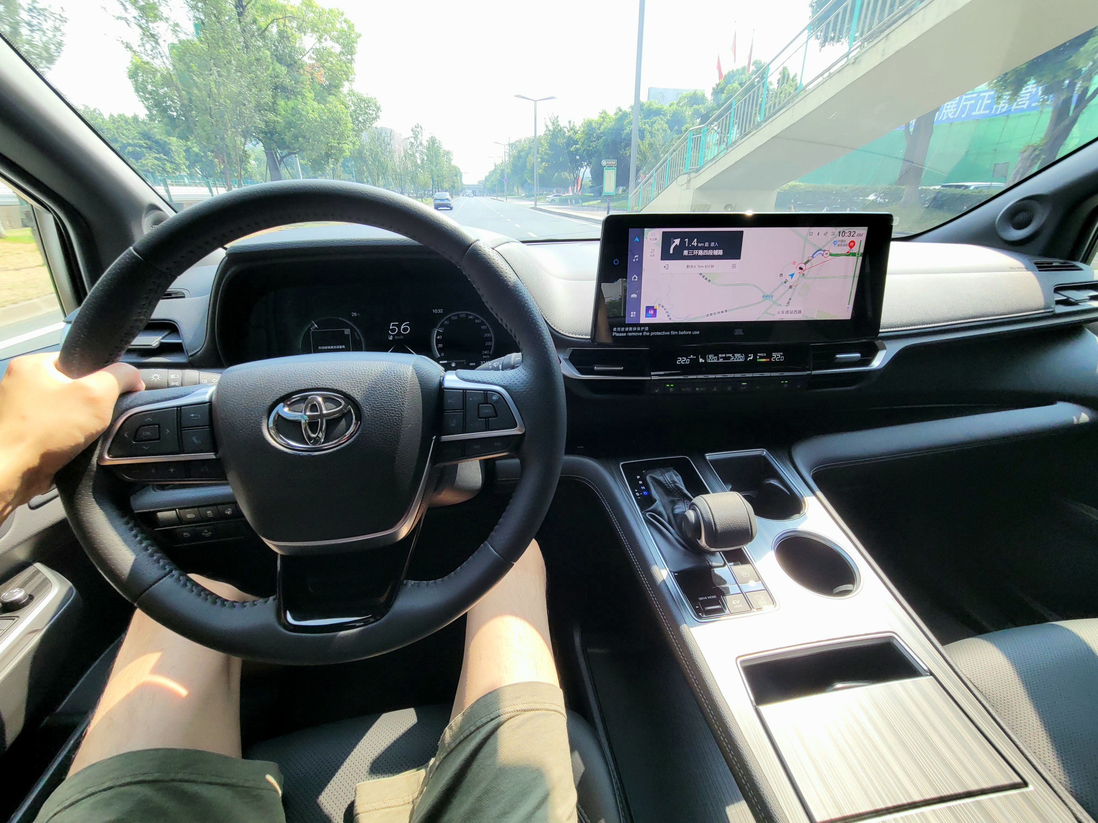 深度体验丰田赛那SIENNA，家用MPV的标杆有何过人之处？