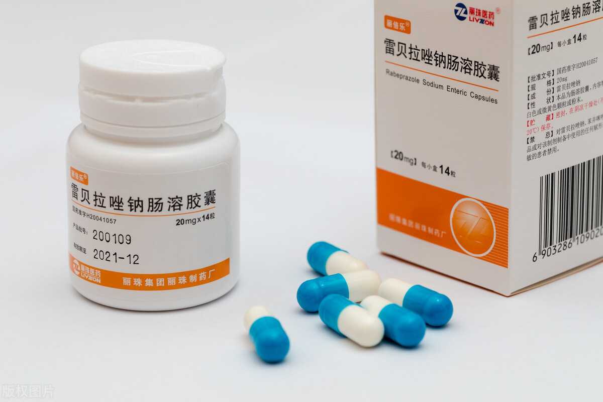 感染新冠怎么吃抗生素,感染新冠后如何吃退烧药