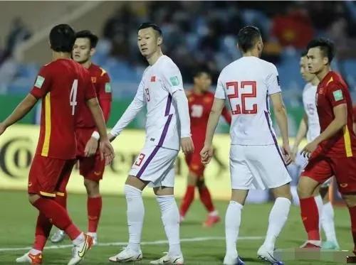 董路对中国国足的评价,董路对中国国足的看法