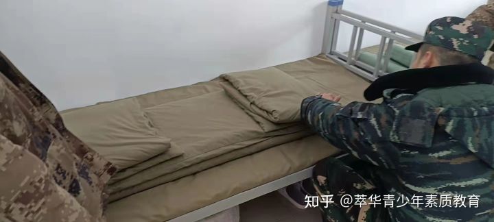 12岁孩子脾气暴躁怎么办？父母千万不要以暴制暴