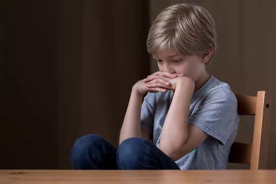 男教师诱拐11岁男童,男老师诱骗男童