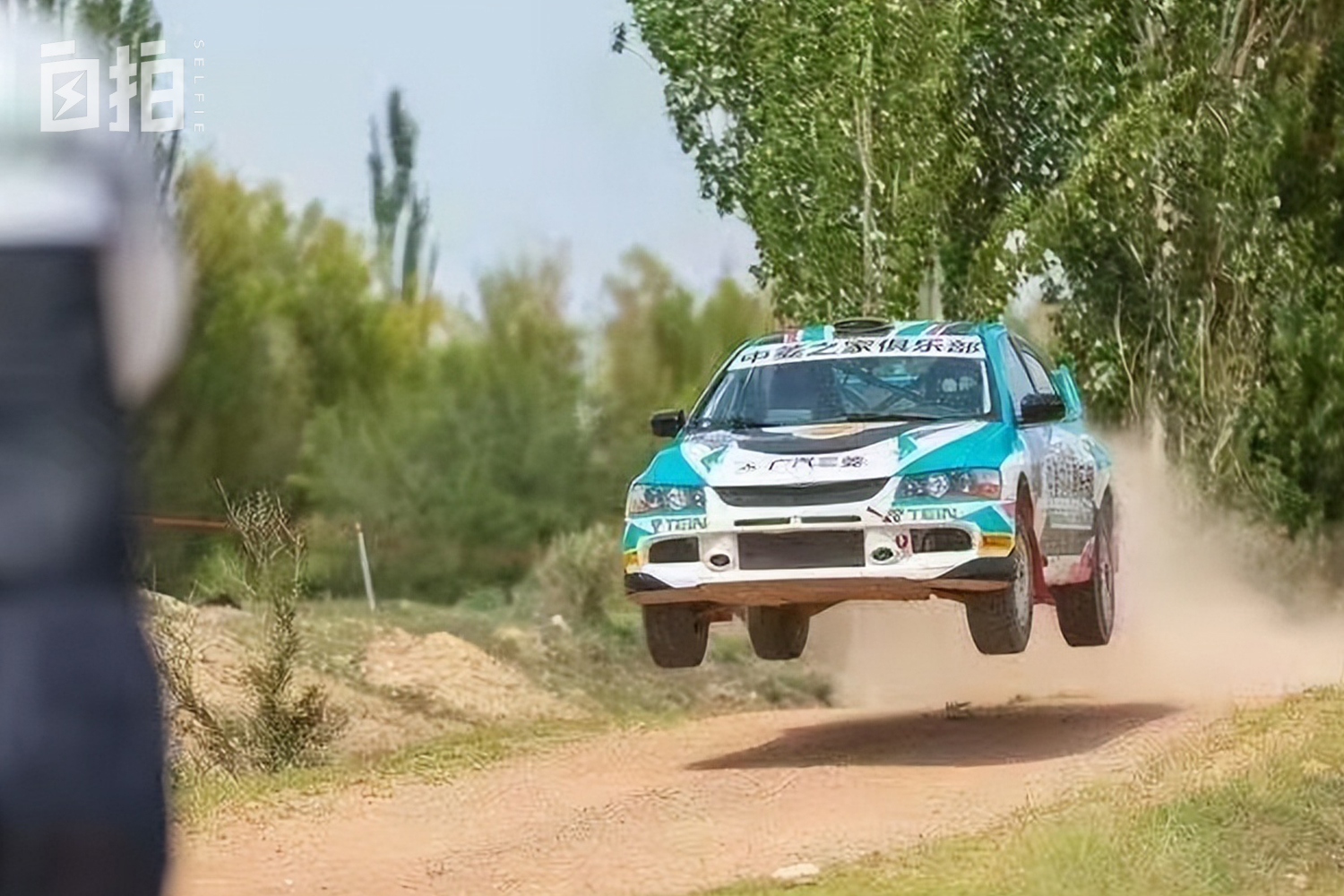 我，辞掉稳定工作、变卖家产、玩命健身，现在是一名女赛车手