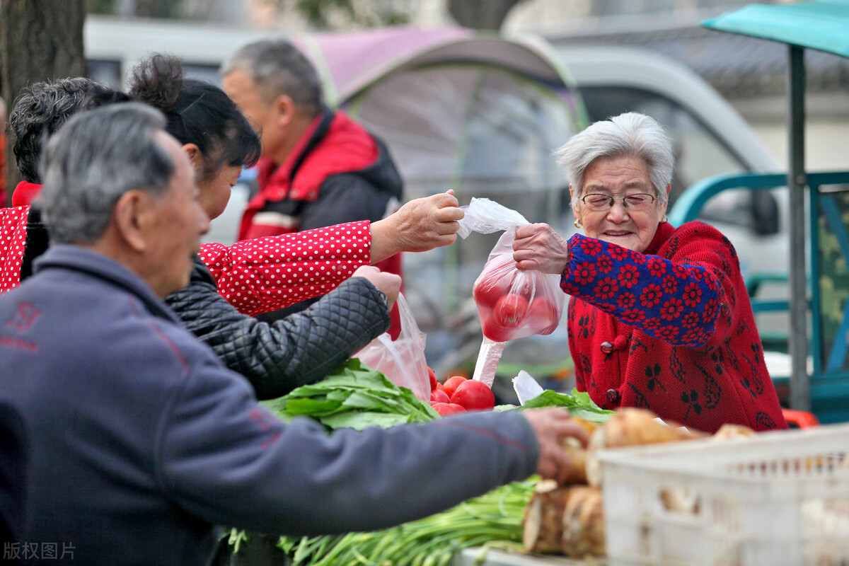 中国老人吃饭习惯,中国老人的日常