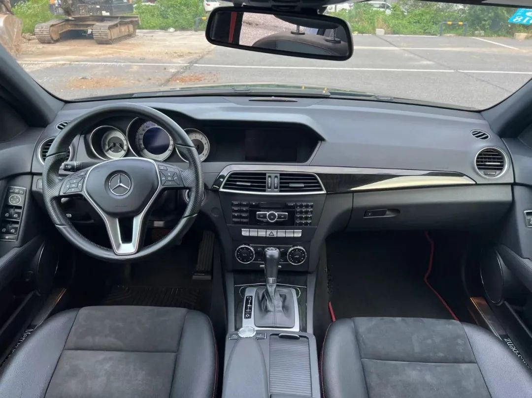 2015年的飞度新车落地多少钱,现在的全新飞度8万块就可以落地