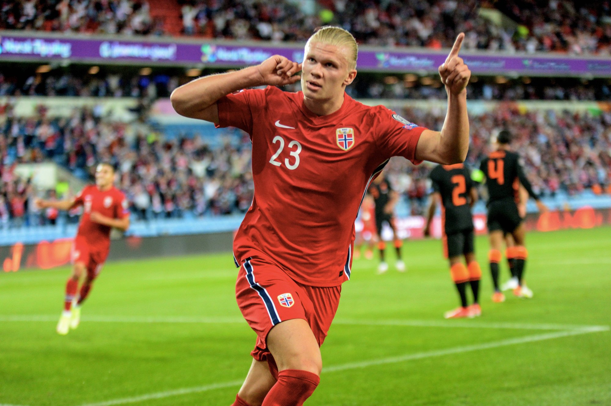 盘点无缘卡塔尔世界杯的最强11人，总身价超法国，意大利最悲情