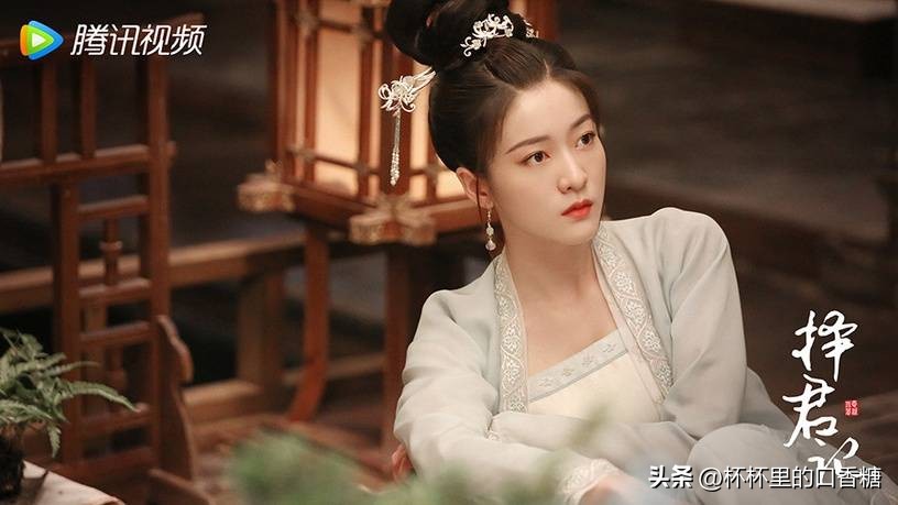 白鹿赵丽颖谁最受欢迎,被黑最惨的十个明星