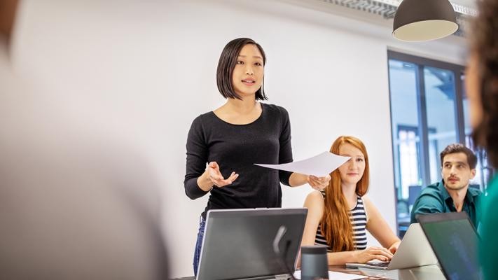 张雪峰谈新闻学事件,张雪峰不建议学新闻学原话