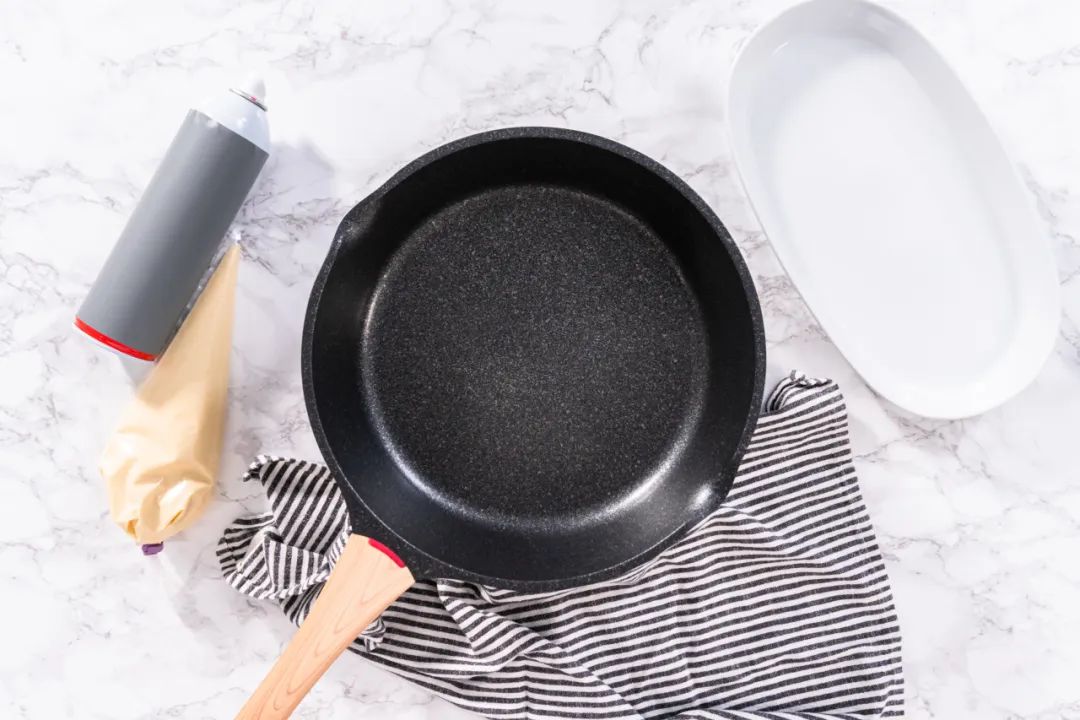 无涂层不粘锅第一次用需要开锅吗,不粘锅需要开锅吗