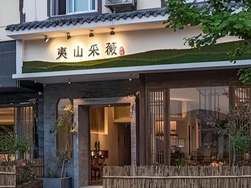 武夷山隐藏在大山里的世外桃源,武夷山景区和茶区