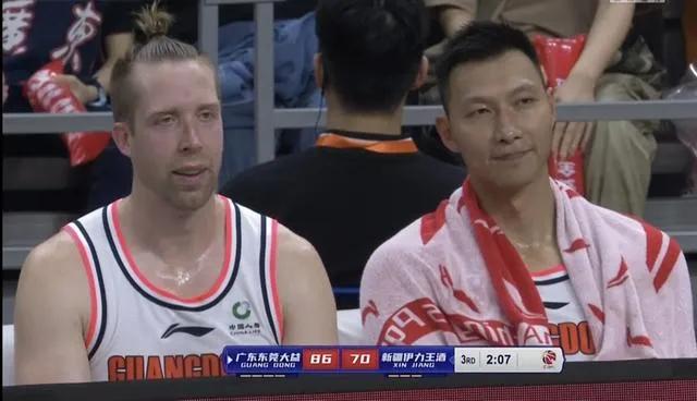 广东宏远2号徐杰2019,广东2号球员徐杰年龄