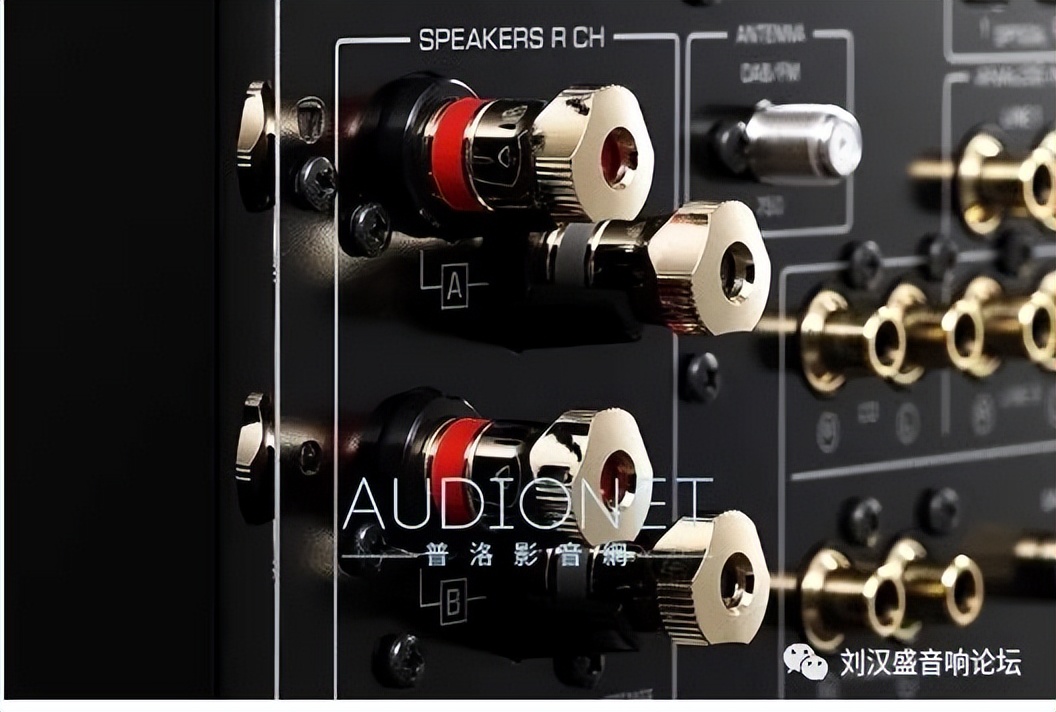 YamahaR-N2000A，串流*放播**、YPAO校正，打着探照灯都难找到的功放