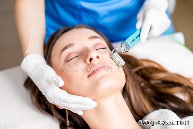 岁数小有眼袋怎么回事,年龄大的人有眼袋怎么办