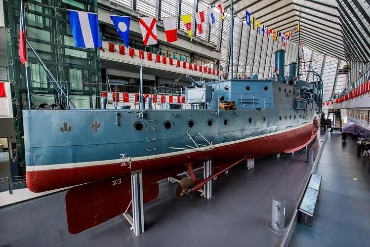 抗日烈士300名排行榜,100个抗日英雄人物事迹和精神