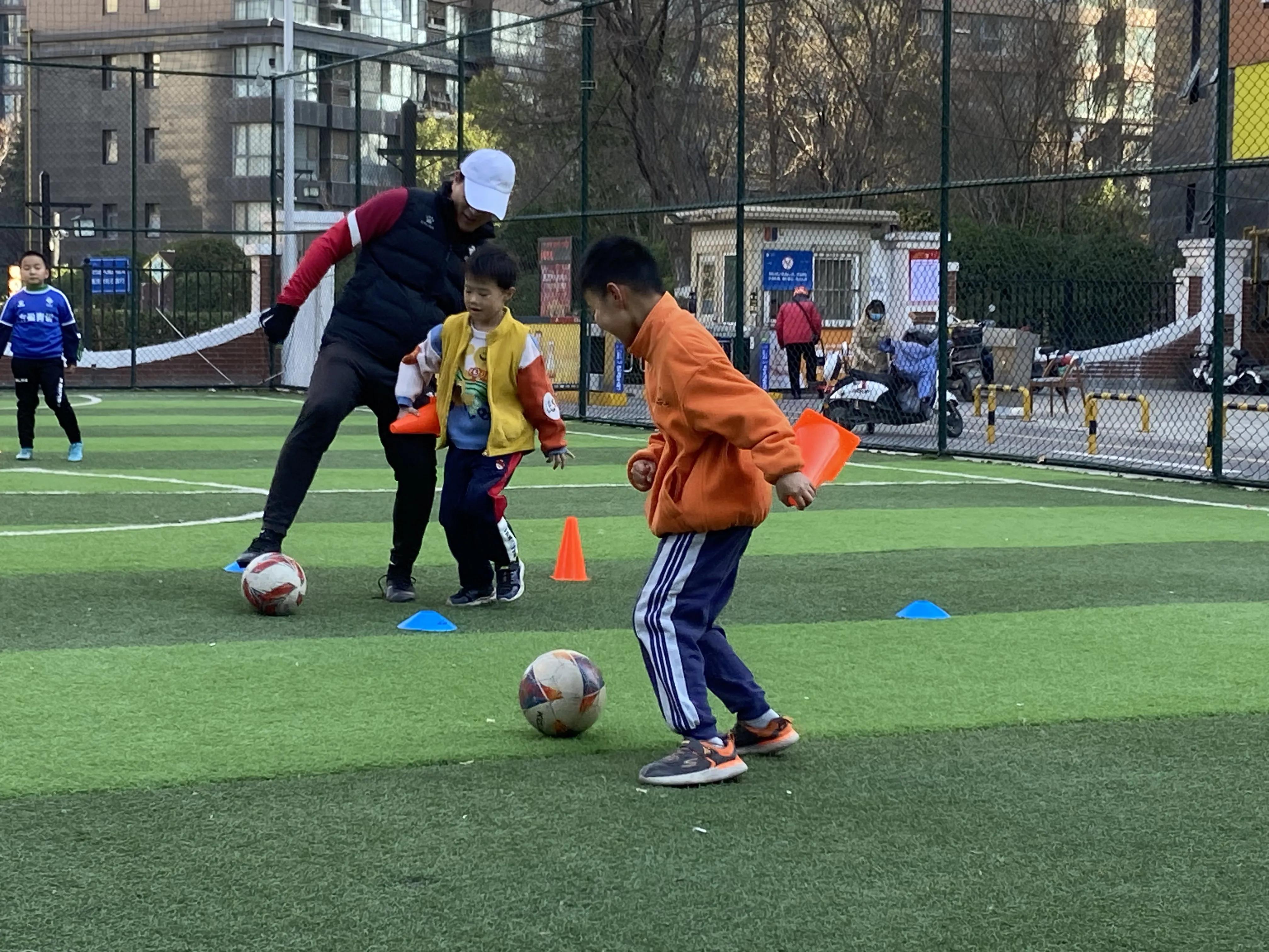 幼儿足球公益活动,少儿足球比赛活动