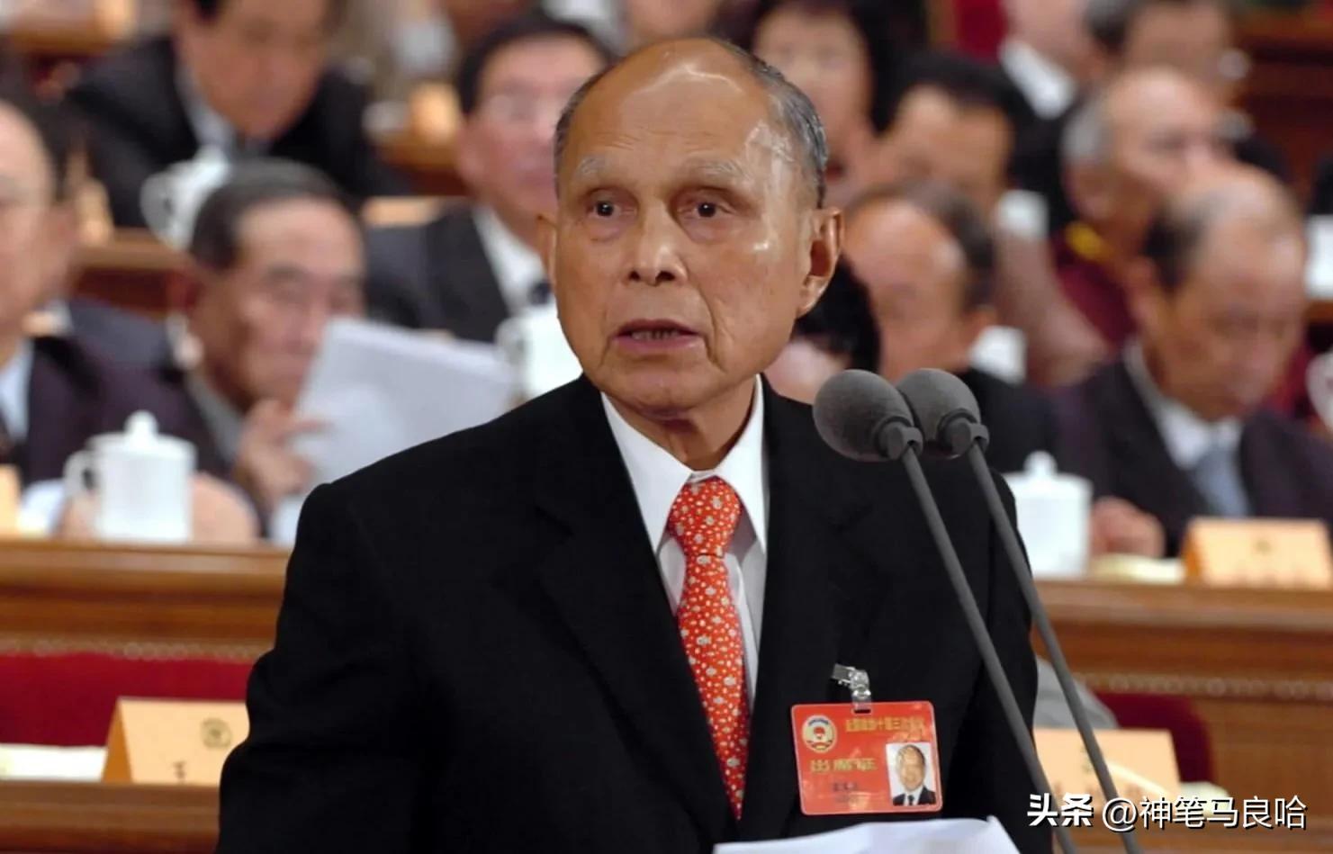 郭晶晶遭港圈贵妇嫌弃公公,郭晶晶到底给霍家带来多大影响