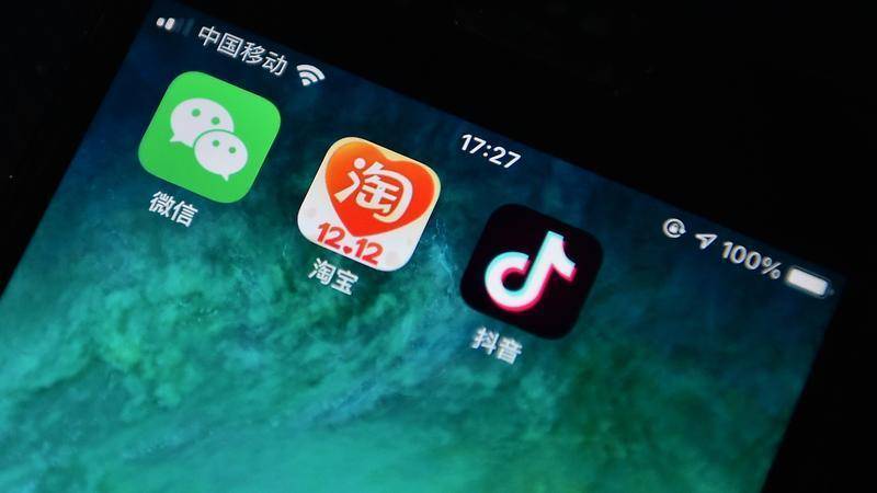 阿里推倒微信“外墙”?