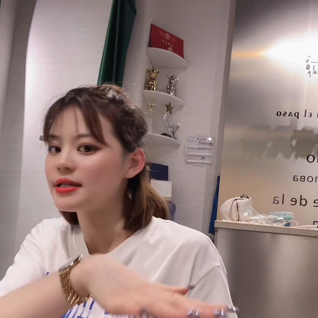 女人一定要自己赚钱要经济独立,女人要赚钱要经济独立