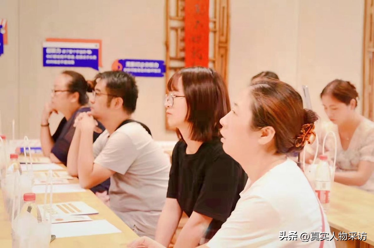 5年创业从亏钱到赚钱,创业逆袭开公司年入千亿故事