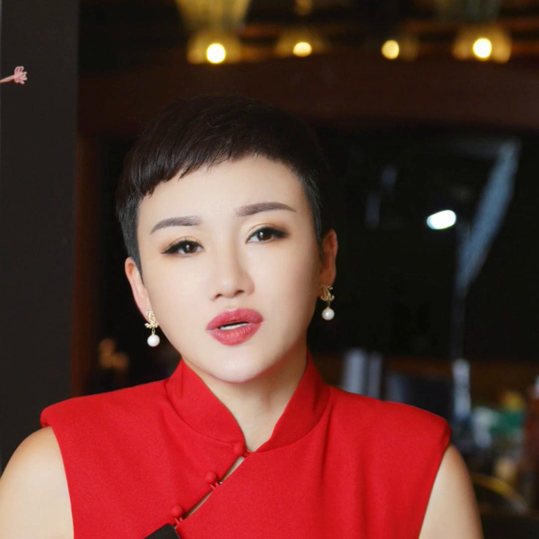 花十五分钟听一个故事,花两分钟听一个故事