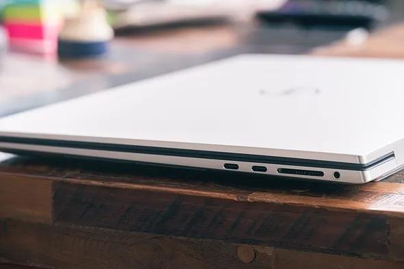 除了macbookair还有什么轻薄本,戴尔xps17-9710评测