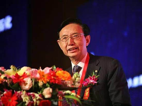 重庆57岁大叔曾是千万富翁,穷小子坐牢十七年完整版