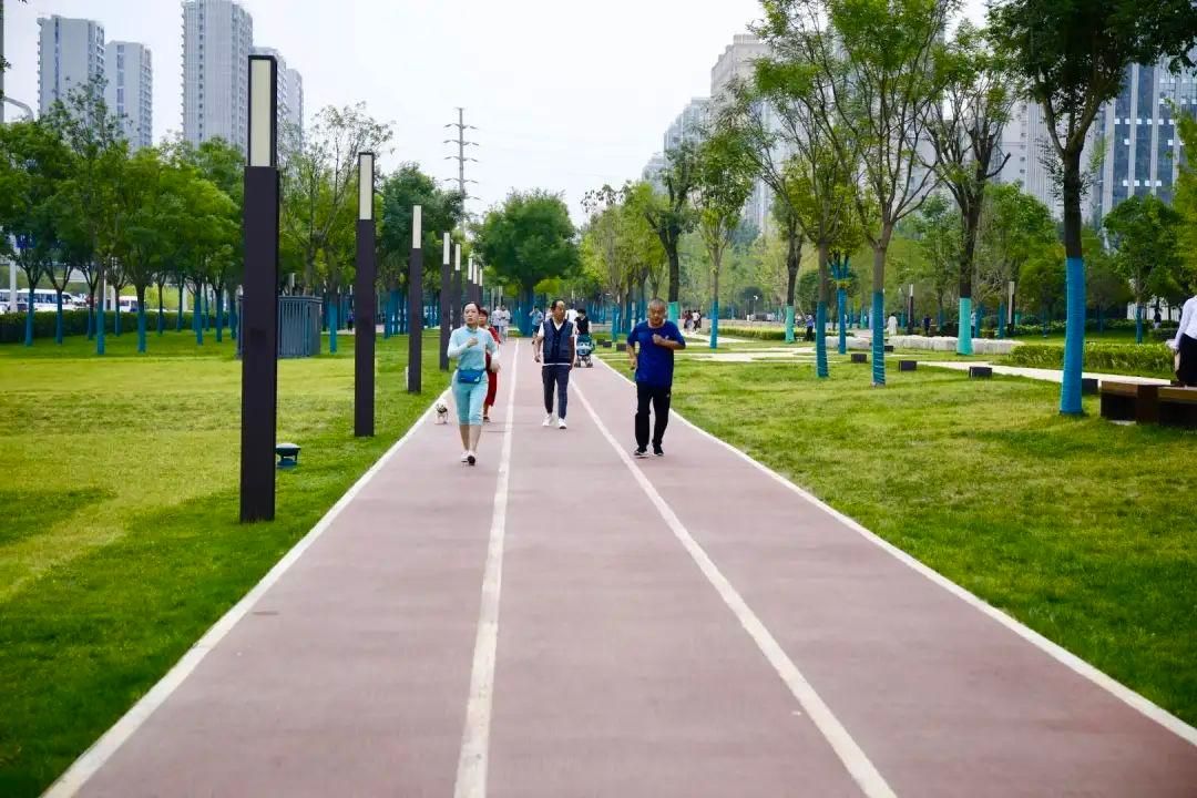 唐城墙遗址公园有跑道吗,西安唐城墙遗址公园跑步
