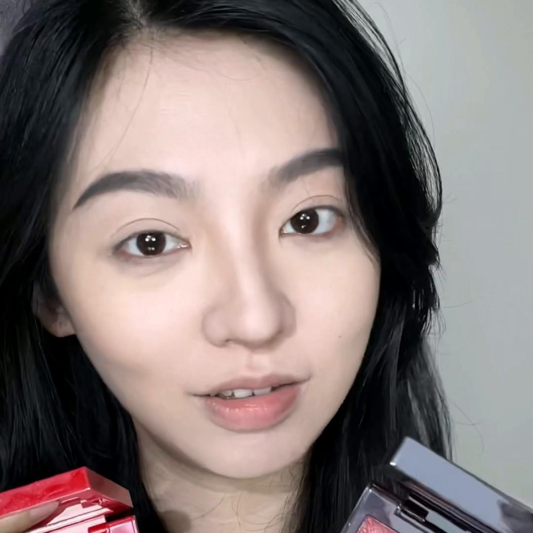 tf眼影盘圣诞限定拔草,tf樱桃口红妆