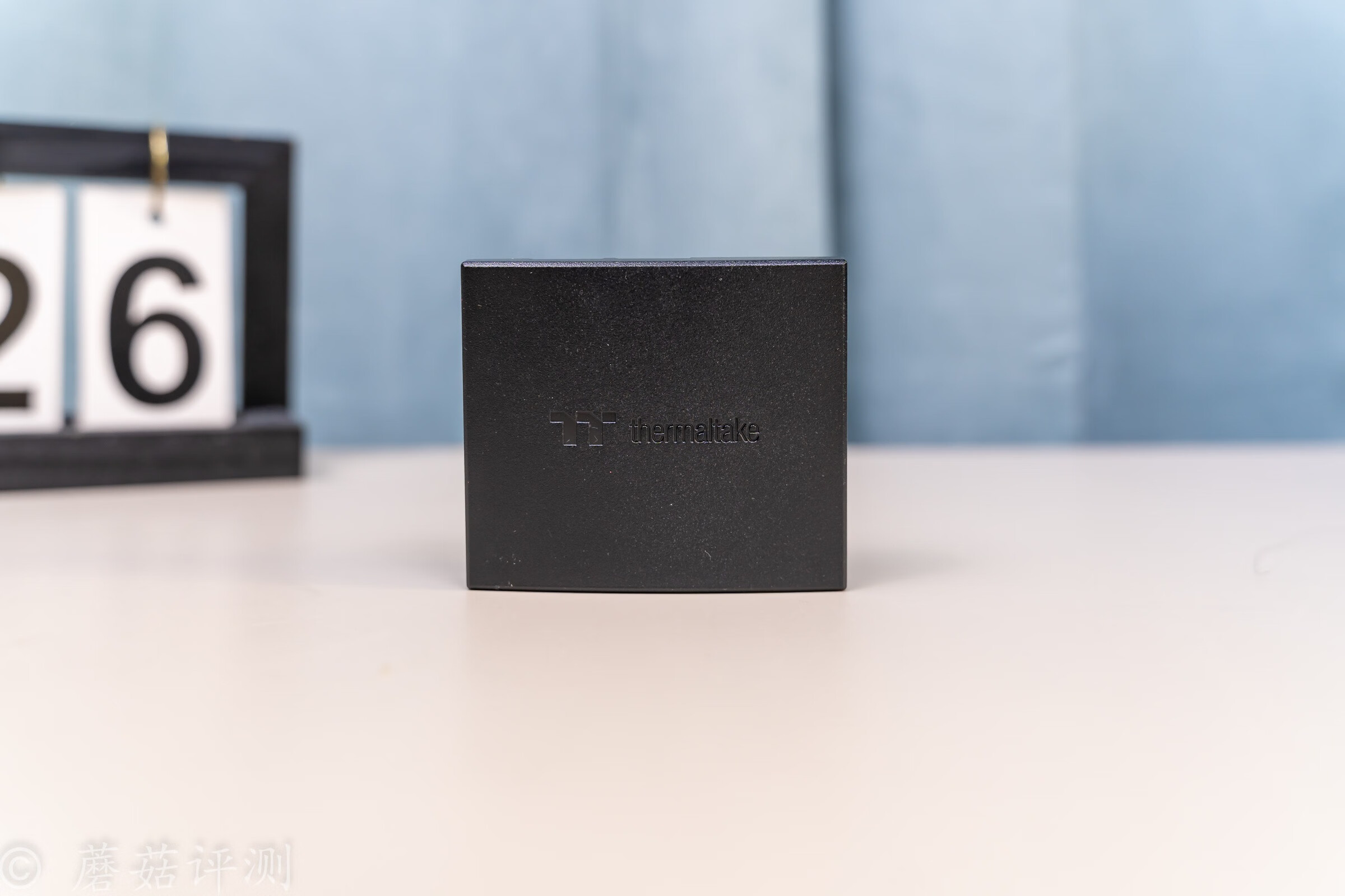 一正一反，轻松定义你需要的风扇风向，Tt耀影SWAFAN12机箱风扇