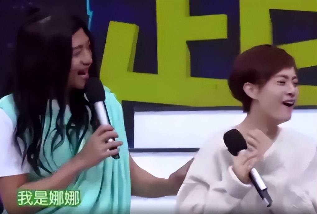 邓超孙俪金鸡奖秀恩爱,百花奖邓超孙俪红毯