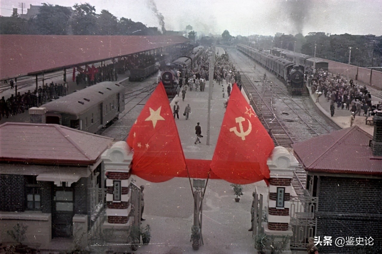 91年苏联解体后，中国面临危机，*小平邓**是如何力挽狂澜的？