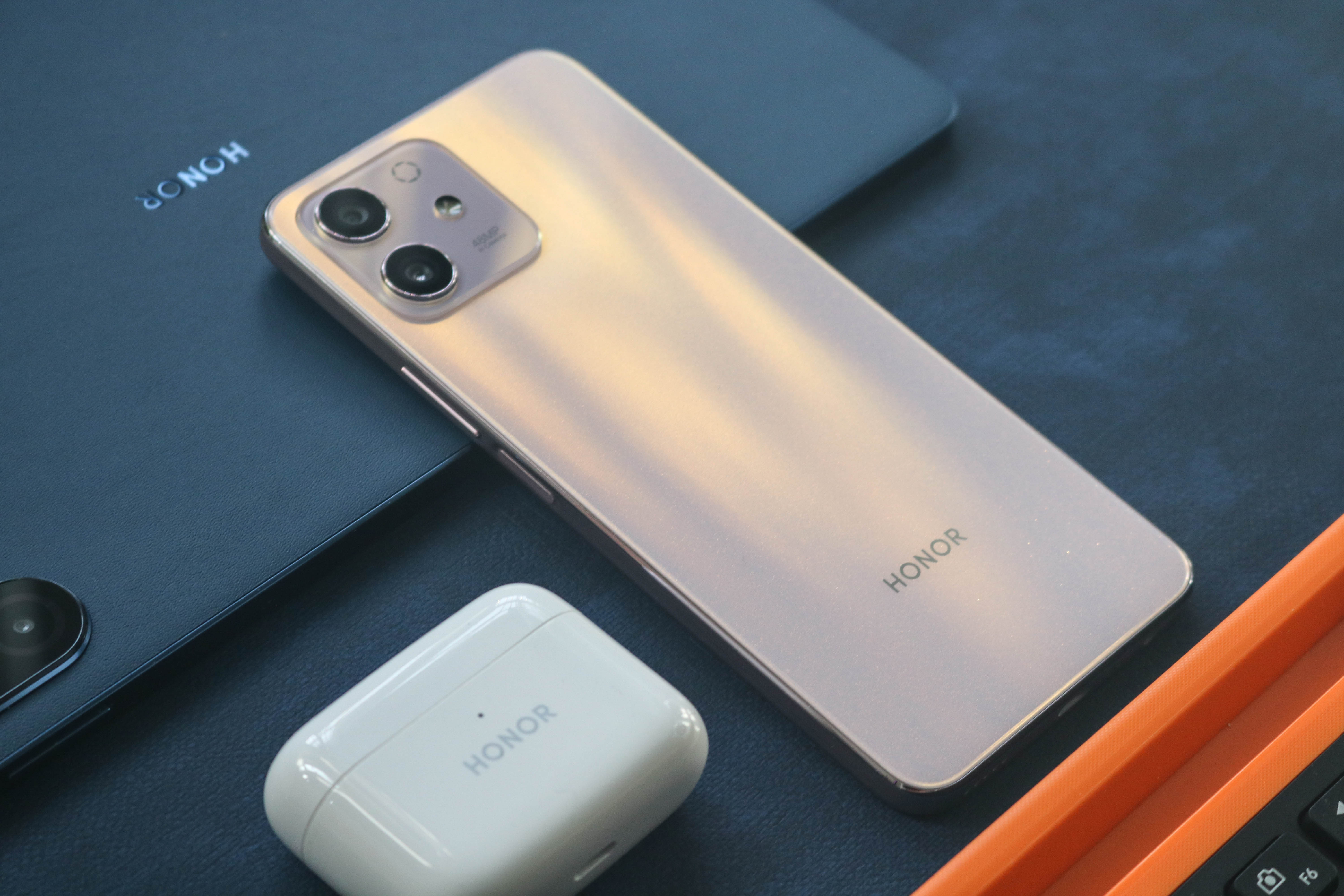 目前性价比较高的千元机推荐几款,千元机目前最值得入手的一款