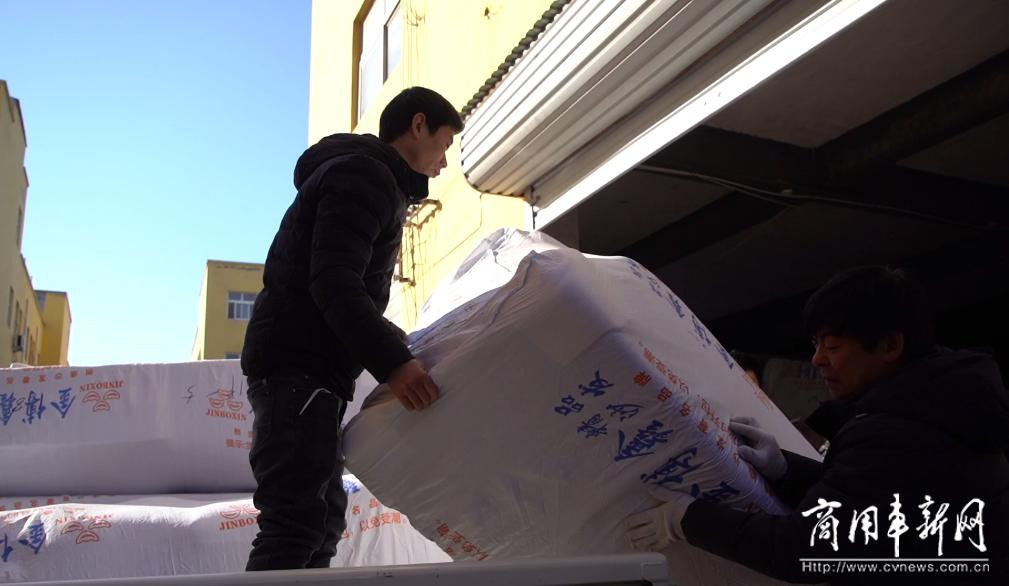 老司机第一次买什么品牌的小车好,领航s1双排小卡选什么动力好