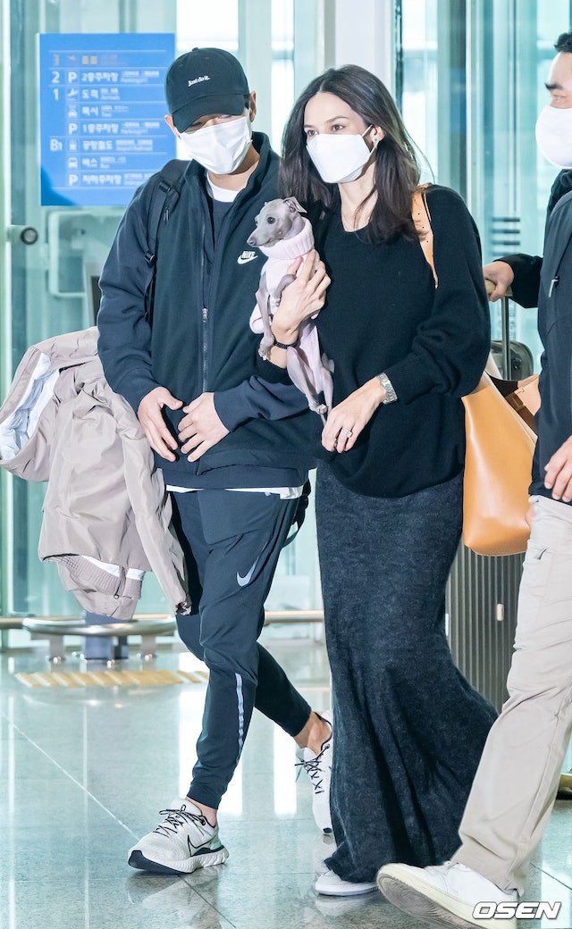 宋仲基katy夫妻相,宋仲基带妻子参加了釜山电影节吗