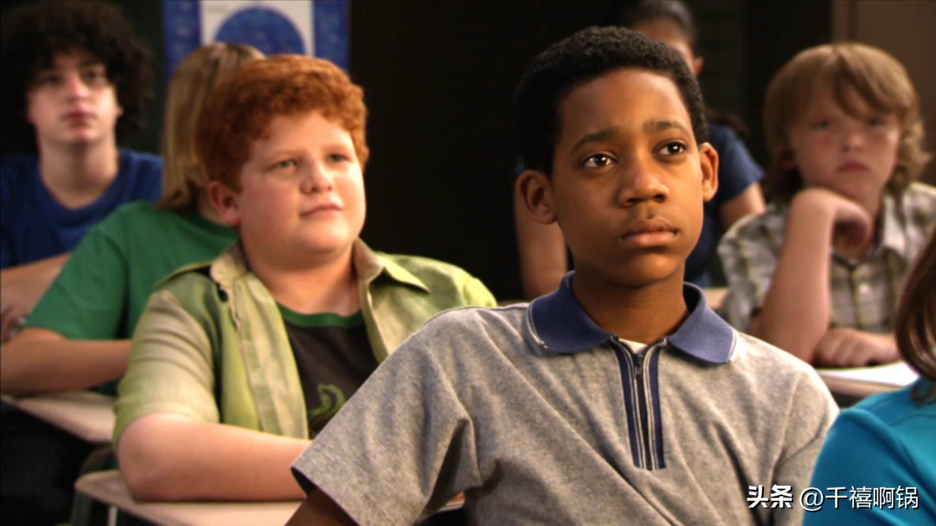 走在路上遇到坏人了,走在路上遇到打劫怎么办