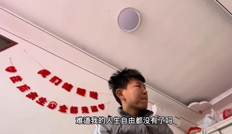 鹏胖胖和东方家庭情况,鹏胖胖和东方离开家了吗