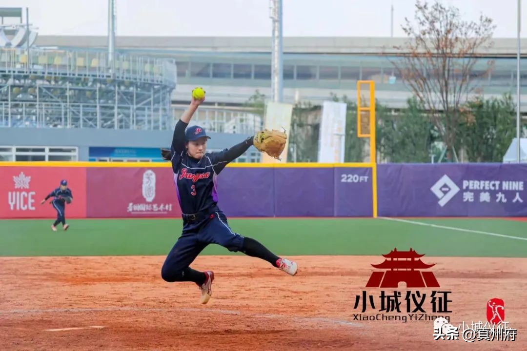 浠緛鐜嬮挵,涓浗濂冲瓙鍨掔悆闃熼槦鍛樼帇姊﹀