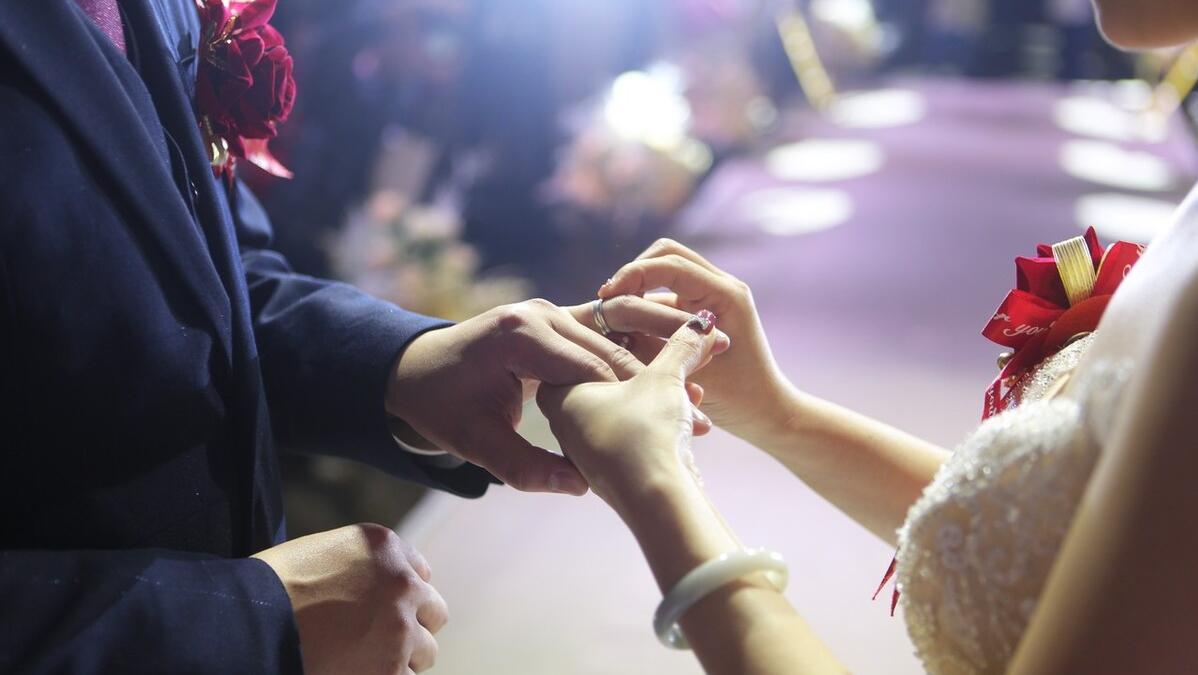 多省市倡议捐精，最高补贴6000元，为什么精子会紧缺