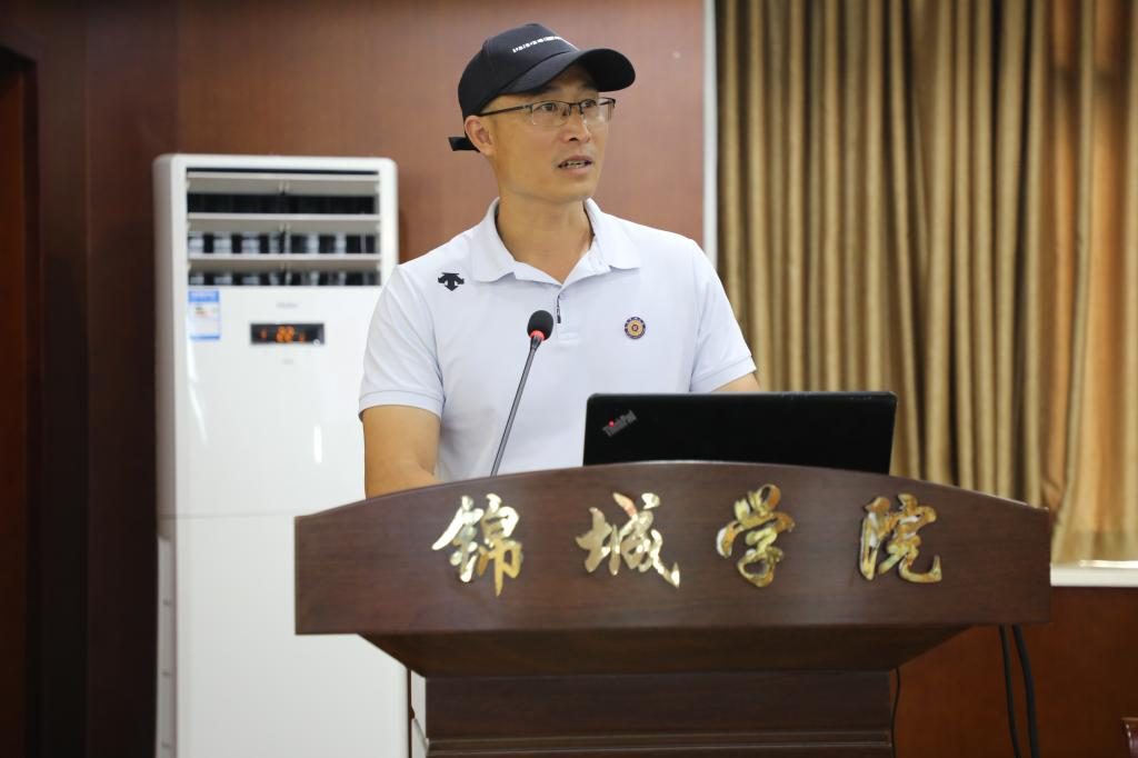 成都蓉城队夺冠,成都锦城学院足球队