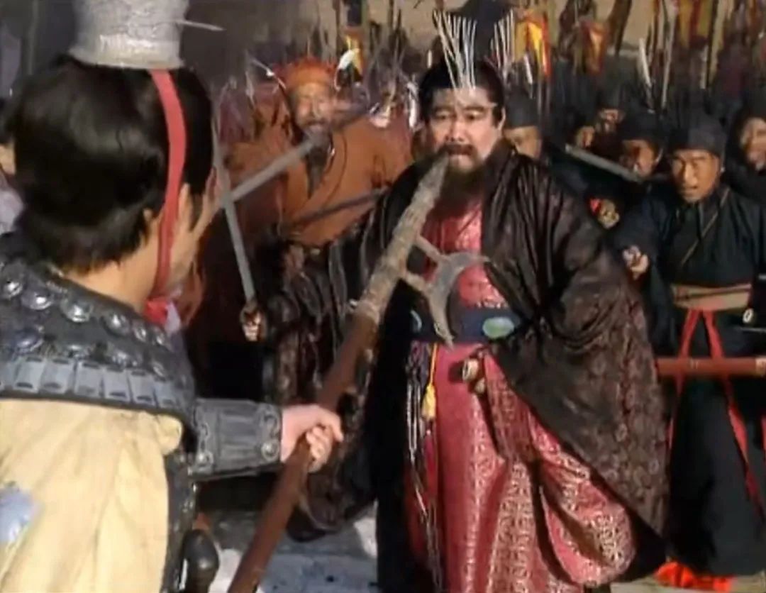 刘备的名声为什么比吕布好,刘备跳槽