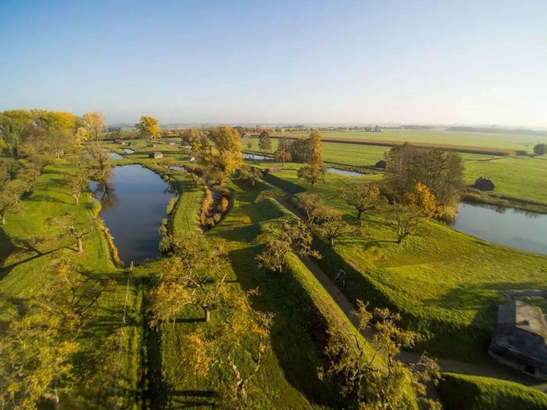 荷兰收入多少正常,荷兰为什么工资高物价低