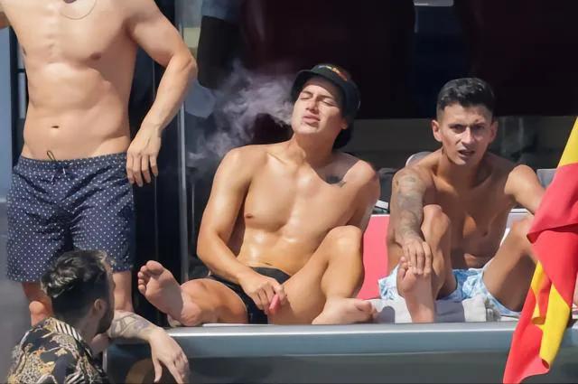 j罗2021年为何离开五大联赛,j罗的成名一球