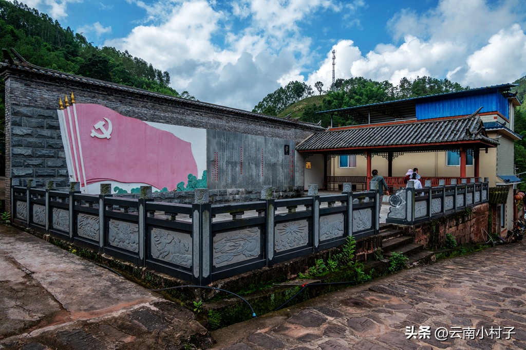 云南古盐井在哪里,诺邓盐井产于哪个地层