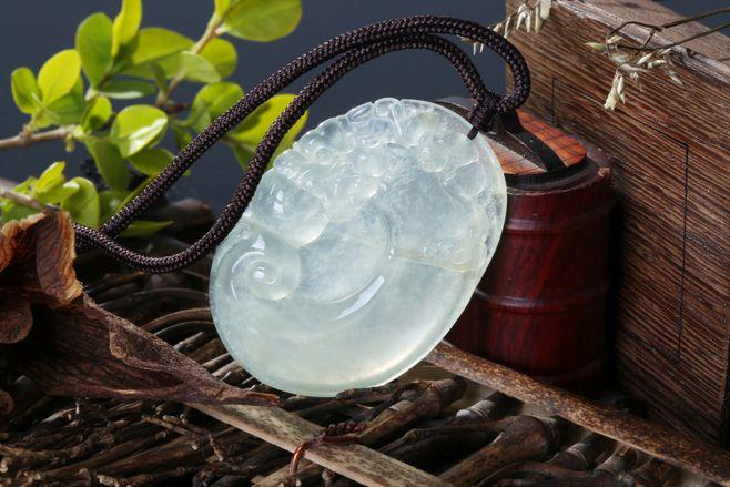 冰糯和冰种区分,冰糯种和冰种哪个值钱