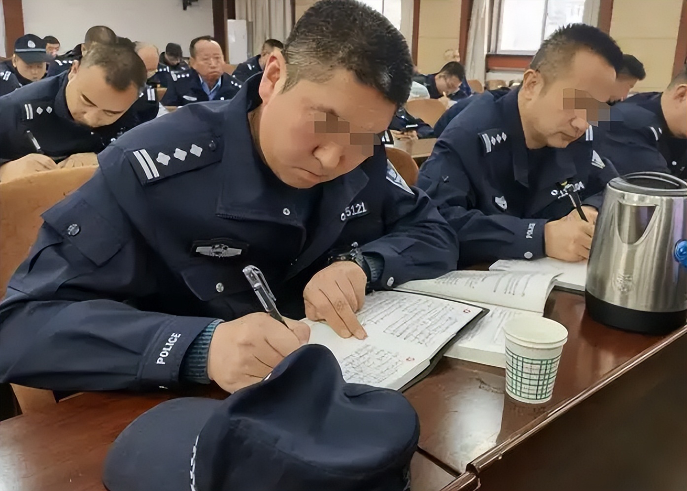 狱警公务员的工资待遇有多高,狱警公务员薪酬