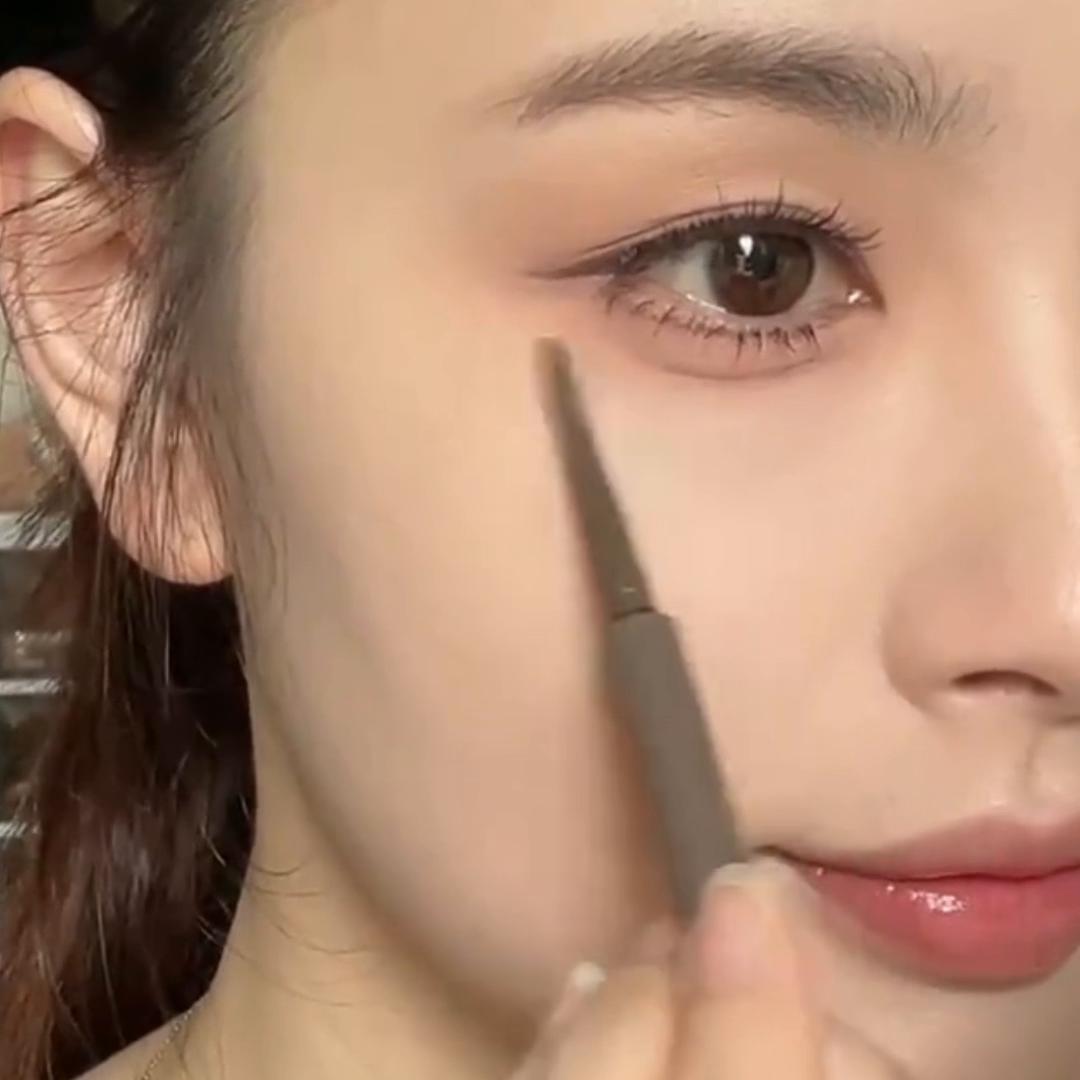 初学者学化妆基础知识,新手小白学化妆教程