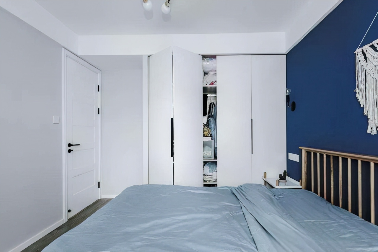 丝吉利娅五金是国产还是进口的,全屋定制五金选进口还是国产