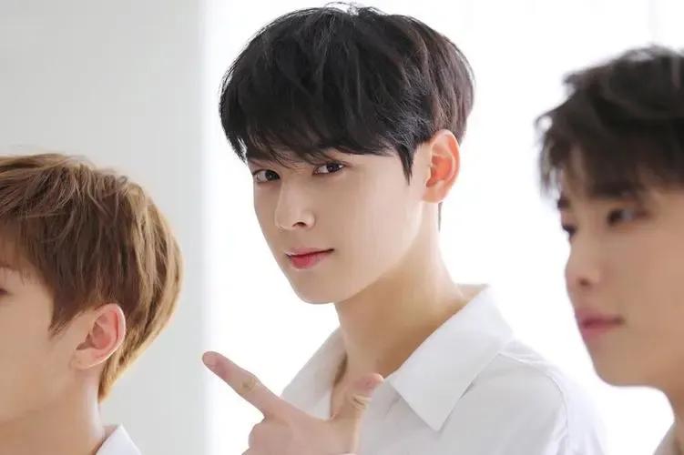 车银优是顶级帅哥吗,车银优恋爱经历被甩哭着复合